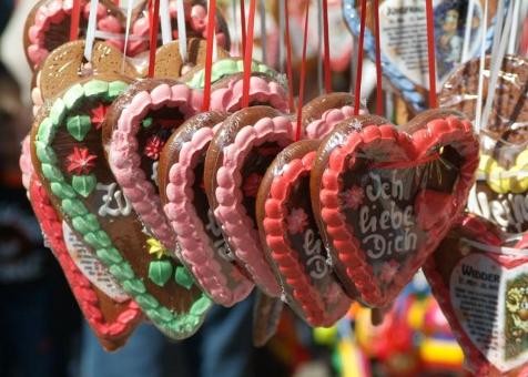 Ostermarkt Lebkuchenherzen auf dem Krämermarkt